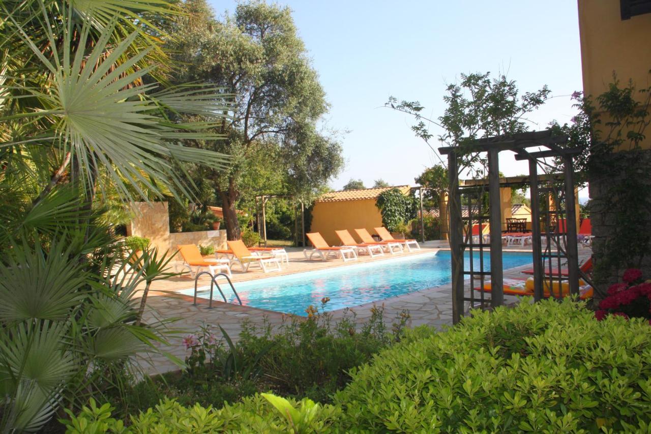 Residence Helios Cargèse Екстериор снимка